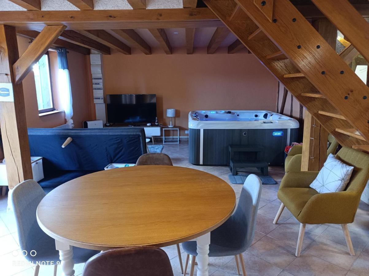 Villa classé 1h30 Paris jusqu'à 6 personnes SPA intérieur et extérieur pleine campagne Ladon Exterior foto